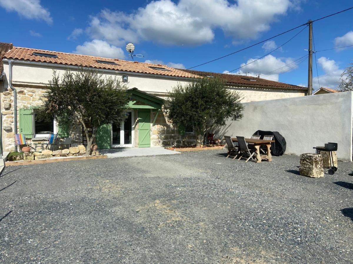 Maison De Charme Au Coeur Des Vignes Et Gironde Gauriac Exterior photo
